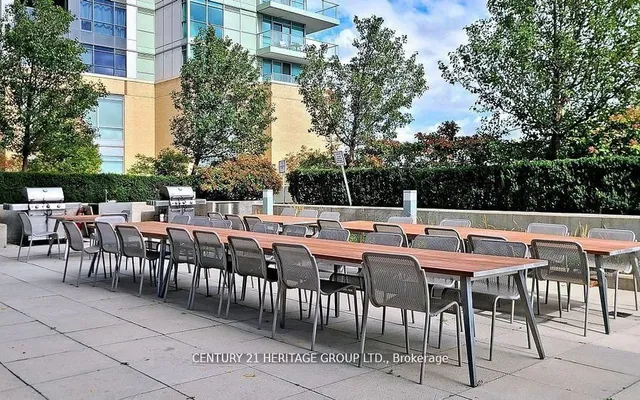 Additional image 3 of 33 Singer Crt Unit 2903