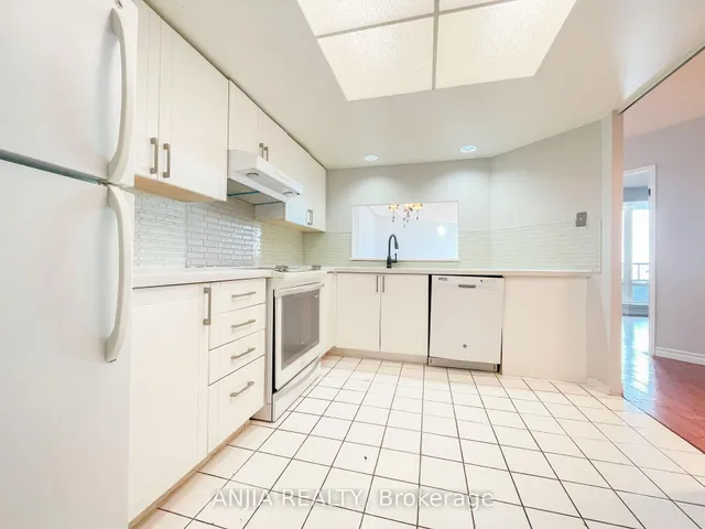 Additional image 18 of 300 Alton Towers Circ Unit 1601