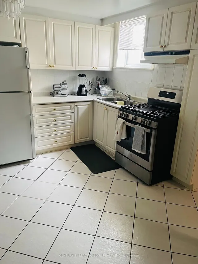 Additional image 20 of 37 Charrington Cres