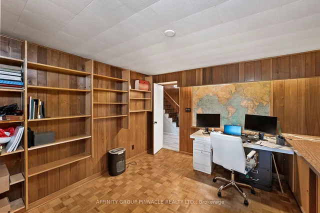 Additional image 33 of 28 Landfair Cres