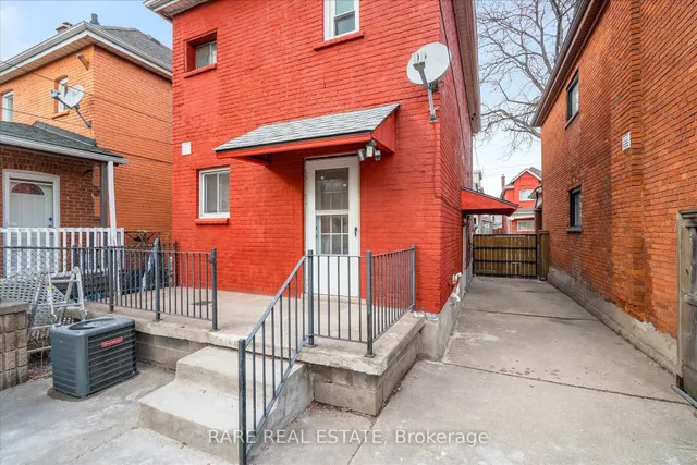 Additional image 26 of 24 Case St