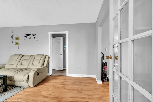 Additional image 5 of 940 Mohawk Rd