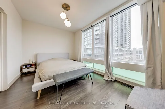 Additional image 37 of 25 Sonic Way