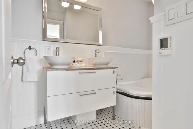 Additional image 26 of 246 Benson Ave