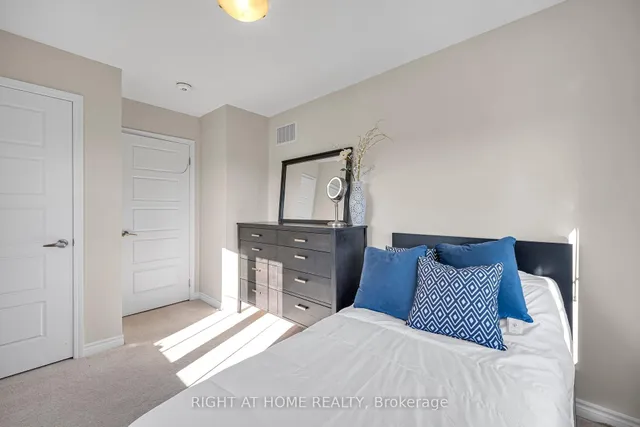 Additional image 27 of 105 Bond Head Crt