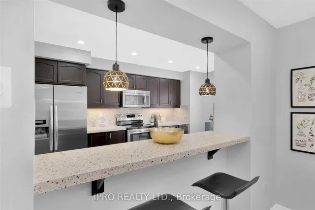 Additional image 14 of 612 Attenborough Terr