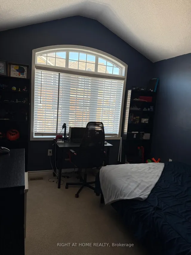 Additional image 14 of 1000 Asleton Blvd Unit 43