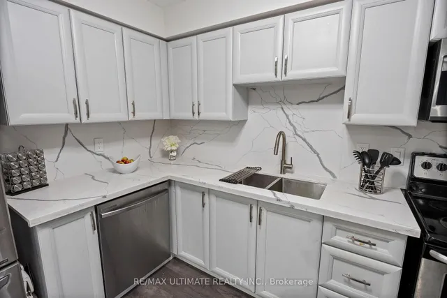 Additional image 16 of 2 Valhalla Inn Rd Unit 332