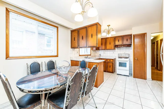 Additional image 11 of 7 Benrubin Dr