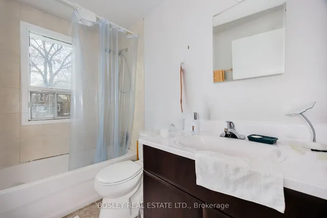 Additional image 27 of 110 Walmer Rd