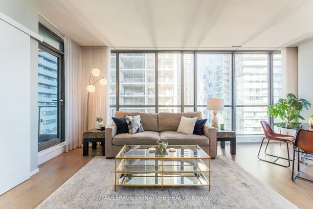 Additional image 4 of 8 Charlotte St Unit 2006