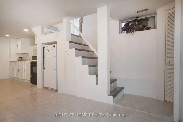 Additional image 29 of 2 Astoria Ave