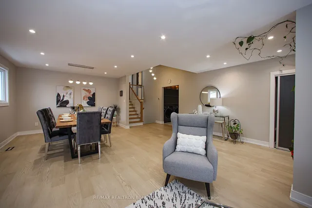 Additional image 4 of 66 Moore Park Ave