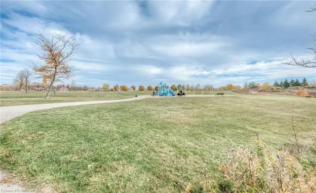 Additional image 40 of 183 Resurrection Dr