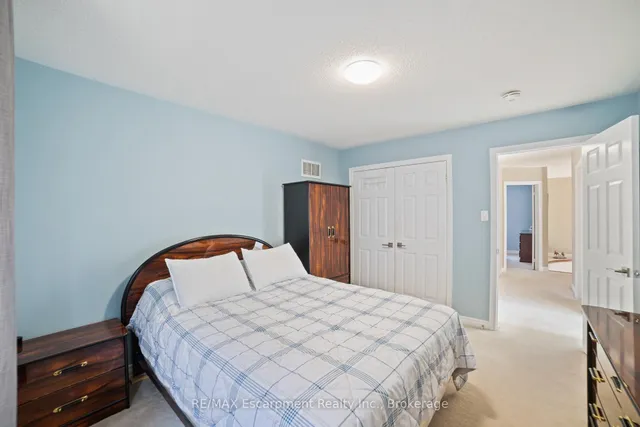 Additional image 12 of 18 Cooperage St