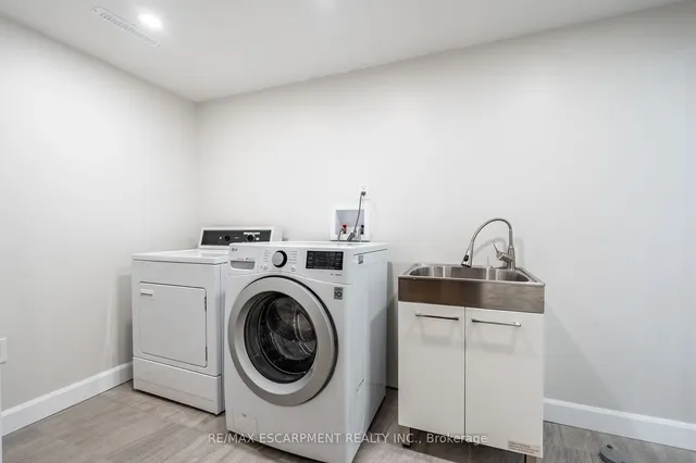 Additional image 35 of 141 BUCKINGHAM Dr