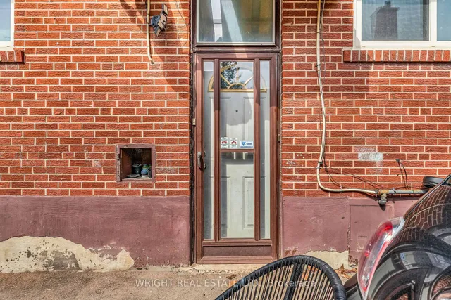 Additional image 22 of 49 Tisdale Ave