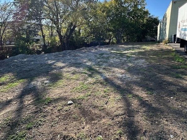 3232 S Jones St, Fort Worth, TX 76110