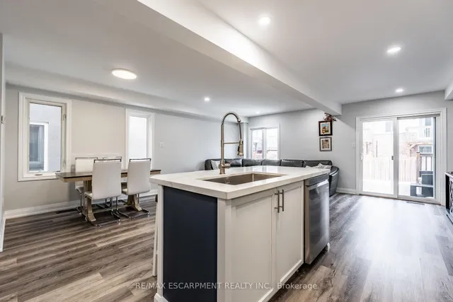 Additional image 11 of 173 Penny Lane