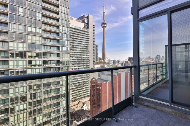 Additional image 30 of 438 King St Unit 2101