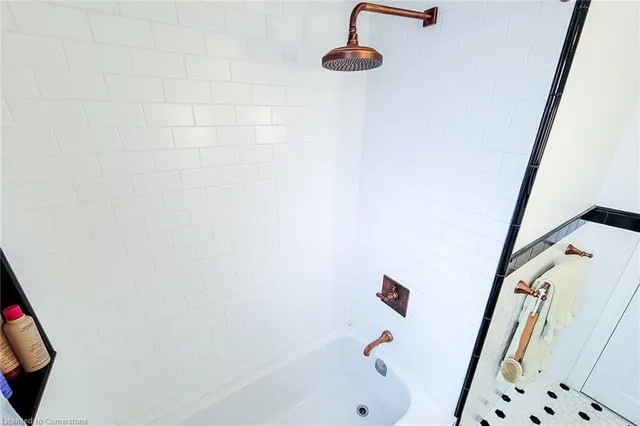 Additional image 46 of 1347 Lakeshore Rd Unit 37