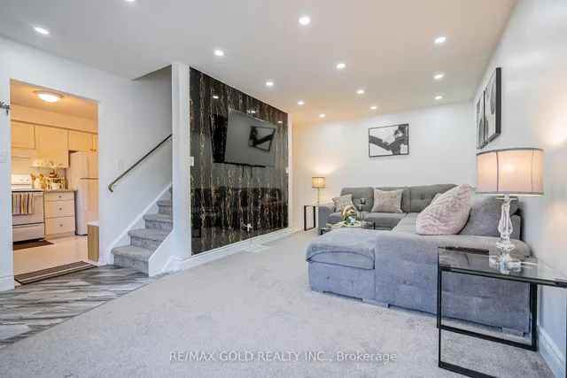 Additional image 7 of 445 Pioneer Dr Unit 4