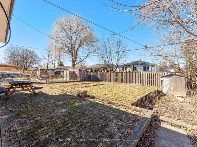 Additional image 30 of 112 Waterloo Ave