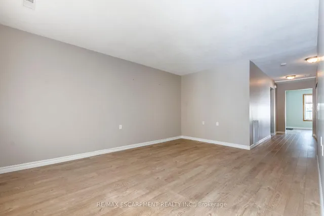 Additional image 10 of 25 SZOLLOSY Circ