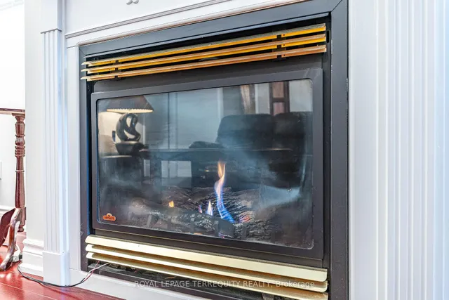 Additional image 38 of 21 Collingwood Ave