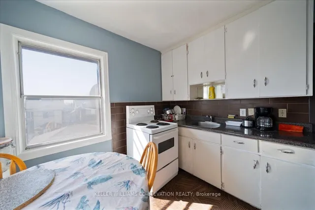 Additional image 12 of 172 Oakwood Ave