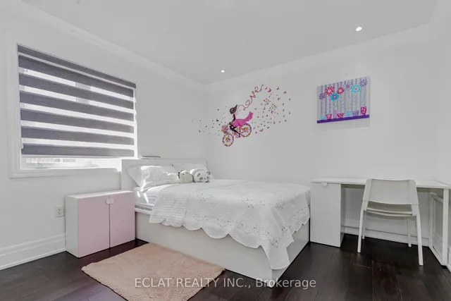 Additional image 29 of 32 Nanaimo Cres