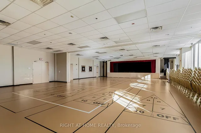 Additional image 24 of 18 Orchard Park Gate