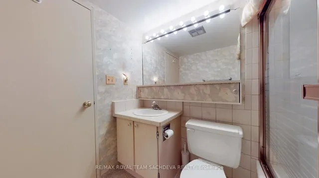 Additional image 26 of 90 Ling Rd Unit 1101