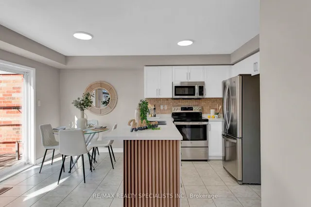 Additional image 19 of 157 Windwood Dr