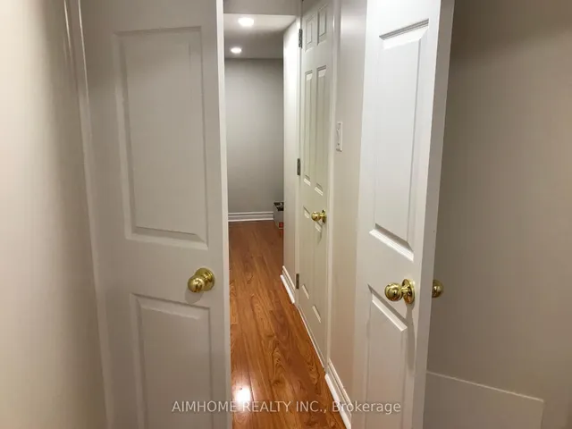 Additional image 25 of 42 PIANE Ave