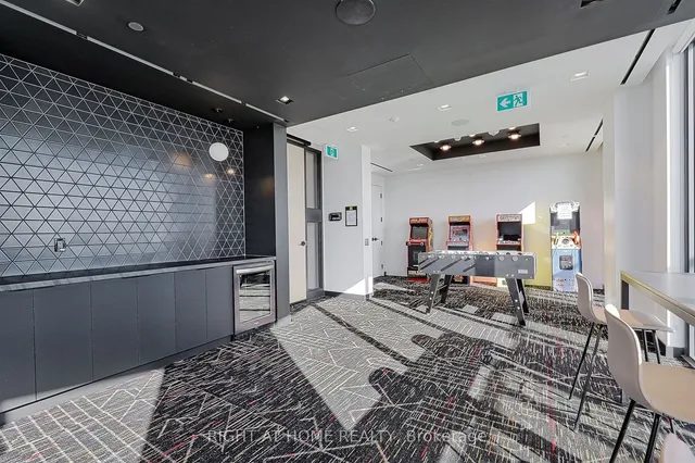 Additional image 32 of 36 Zorra St Unit 421