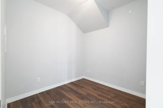 Additional image 12 of 402 The East Mall N/A Unit 220