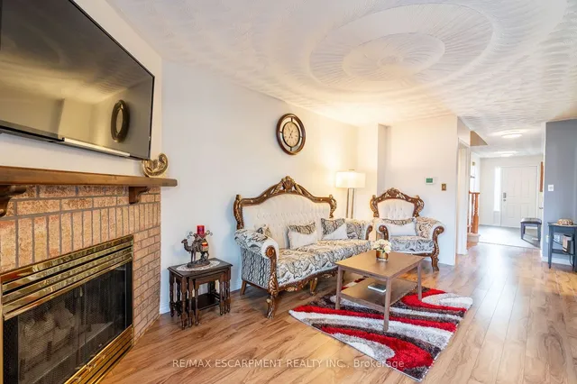 Additional image 14 of 85 Royalvista Dr