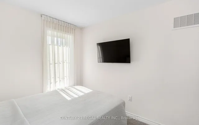 Additional image 36 of 24 Arcola St