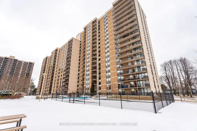 500 Green Rd Unit 1206