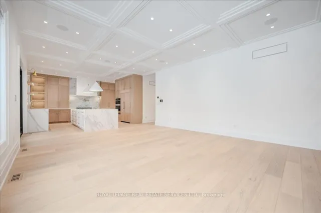 Additional image 18 of 208 Shaver Ave