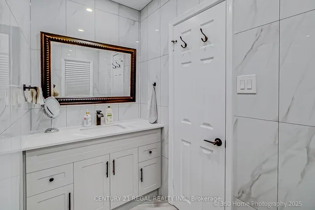 Additional image 14 of 17 Electro Rd