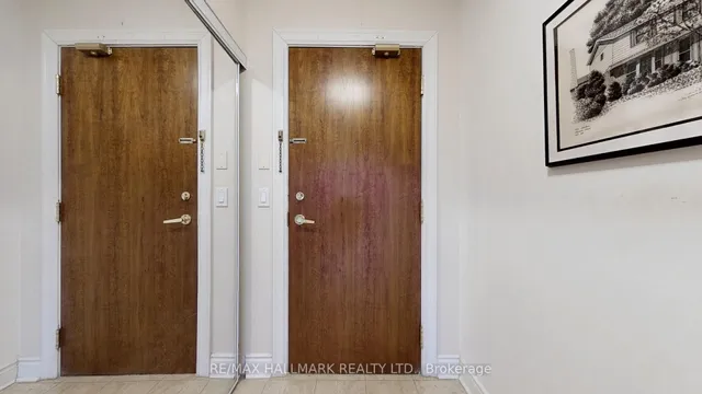 Additional image 4 of 18 Kenaston Gdns Unit 704