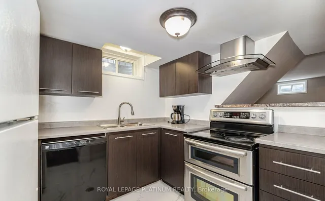 Additional image 20 of 228 Martindale Cres