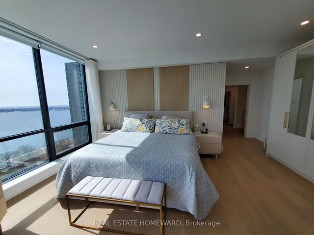 Additional image 29 of 10 Queens Quay Unit PH2