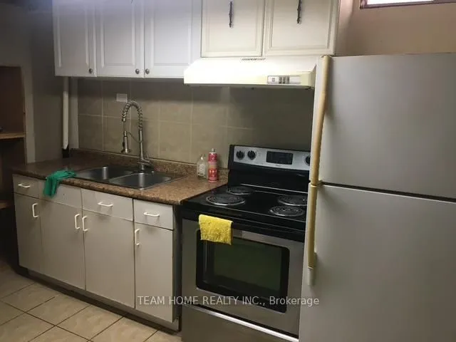 Additional image 22 of 72 SWENNEN Dr