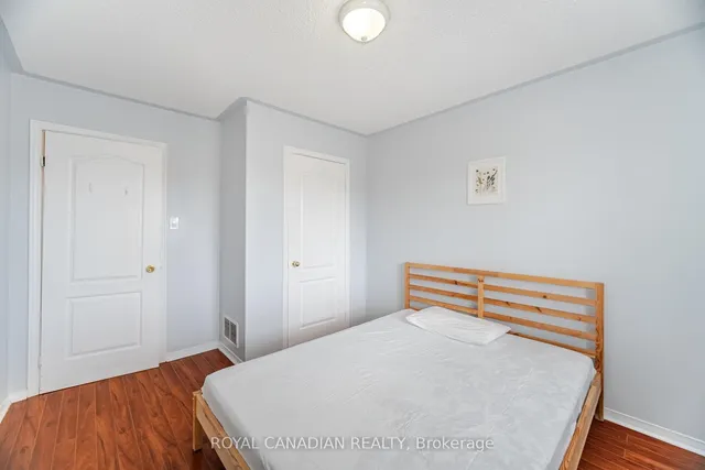 Additional image 29 of 69 Yellow Brick Rd