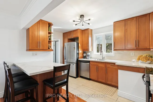 Additional image 17 of 24 Crosland Dr