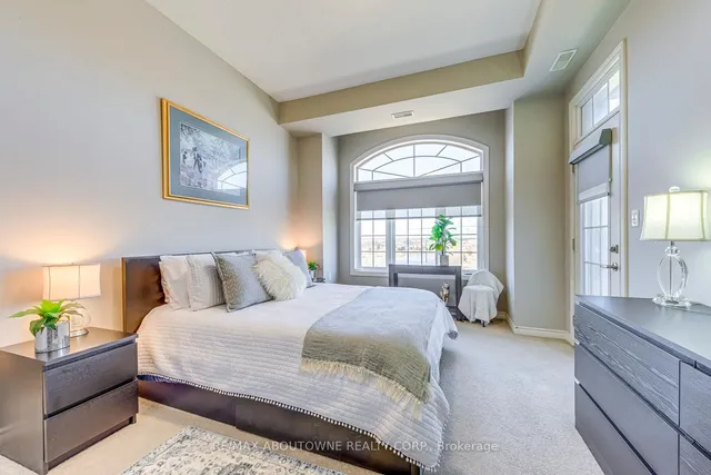 Additional image 22 of 1470 Main St Unit 401