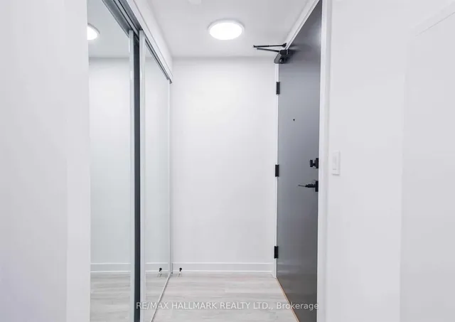 Additional image 9 of 2 Augusta Ave Unit 507